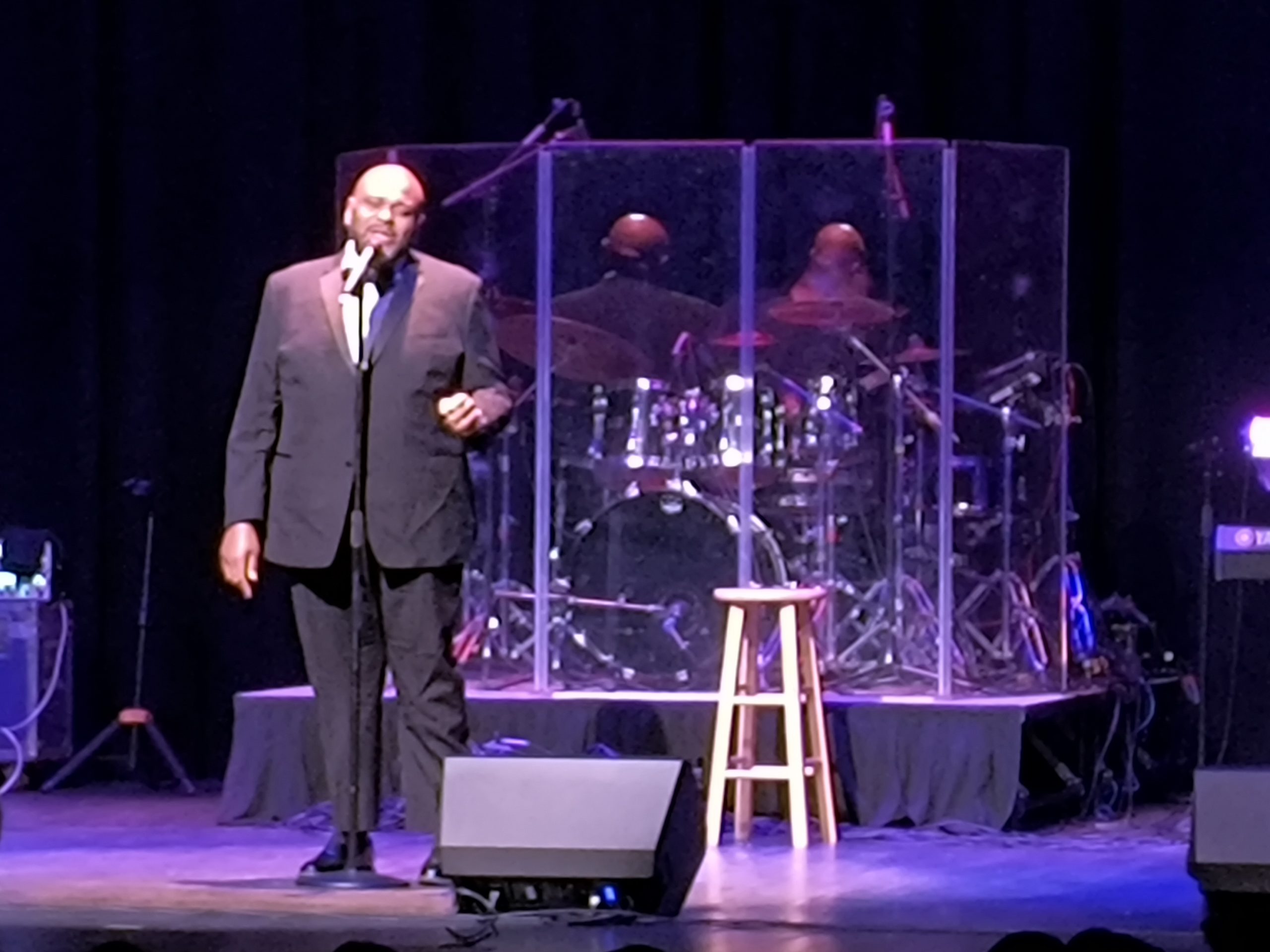 Studdard brings short but sweet set to Wytheville